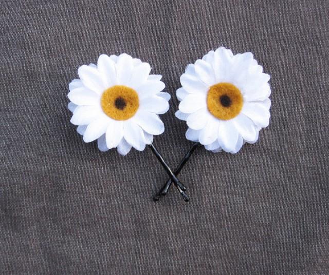 Daisy Bobby Pins White Daisy Hair Flowers. Daisy Hair Pins, Daisy