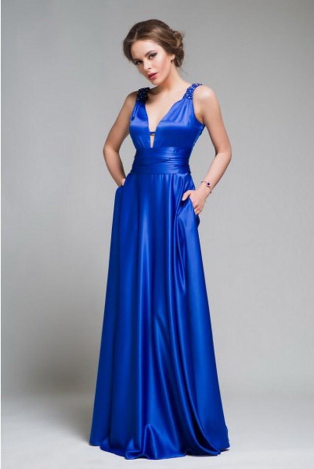 leaf cut neckline
