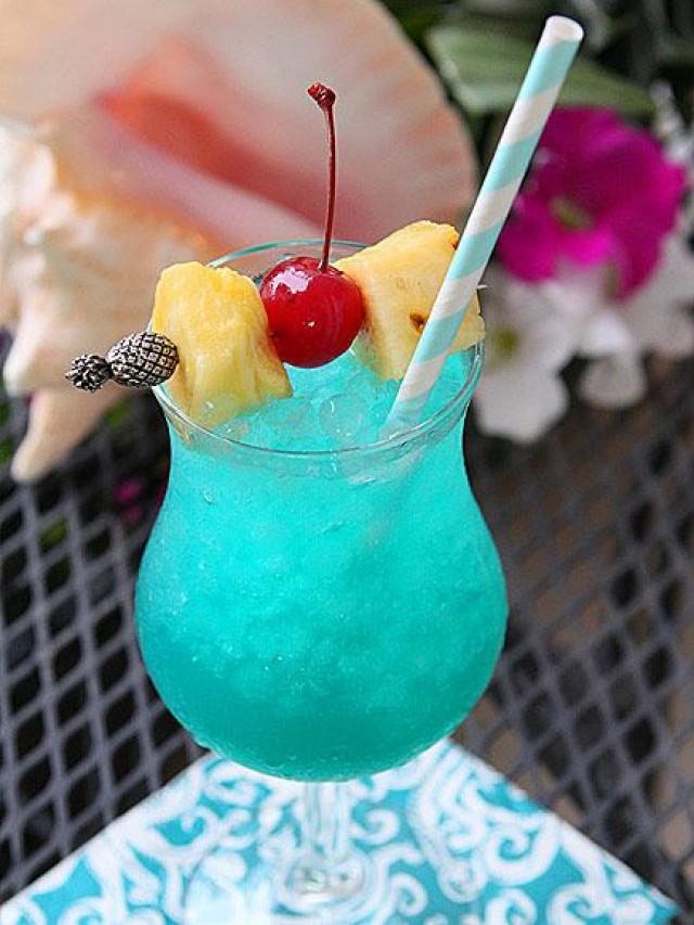 11 Tiki Drinks That Will Immediately Transport You To A Tropical Island