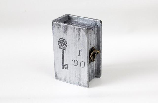 grey ring box