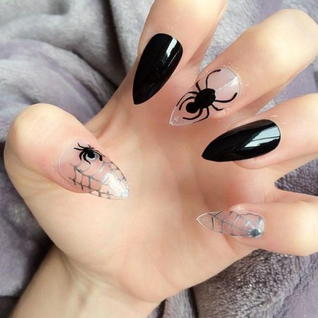 Doobys Stiletto Nails Spider Cobweb 24 Hand Painted Nails Gore Halloween Nails 2533796 Weddbook