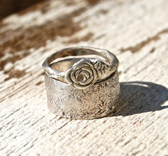 Wedding Rings Rose Artisan Romantic White Sapphire Narrow