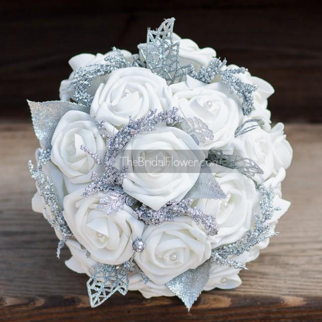 white and silver bouquet