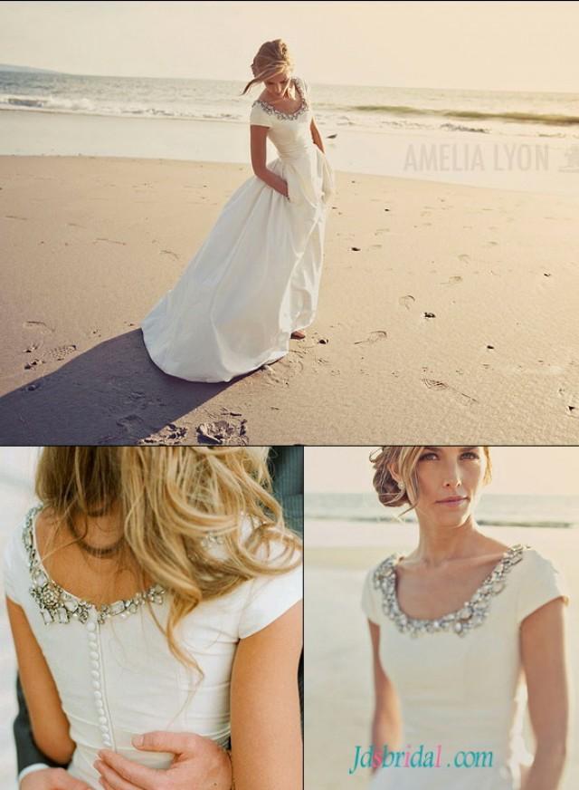 H1546 Simple Beach Taffeta Short Sleeved Wedding Dress With Pockets