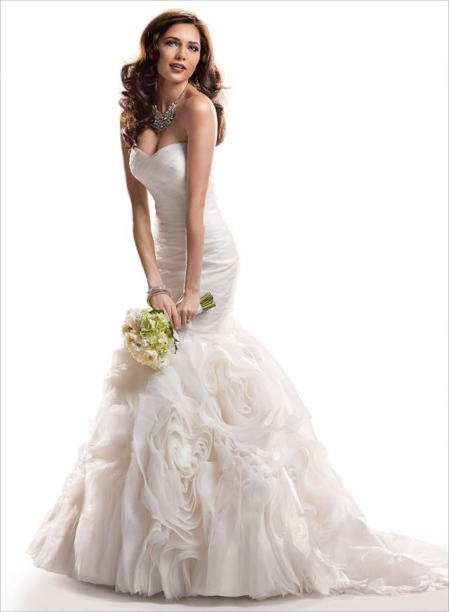 discount designer gowns online