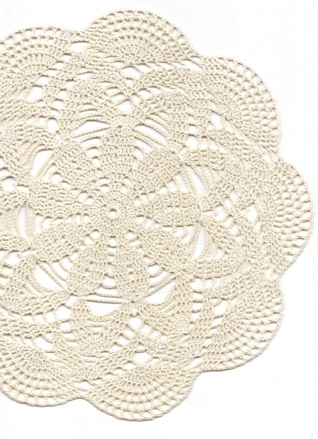 Crochet Doily, Lace Doily, Table Decoration, Crocheted Place Mat