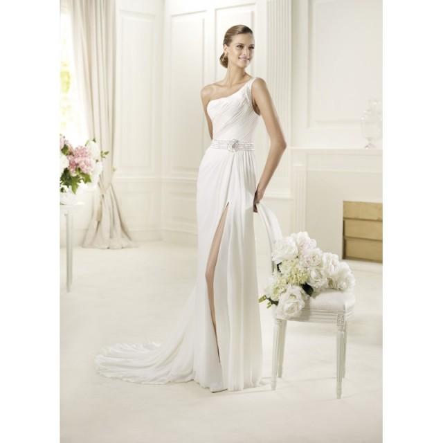 Pronovias Wedding Dresses Style Deva Junoesque Wedding Dresses