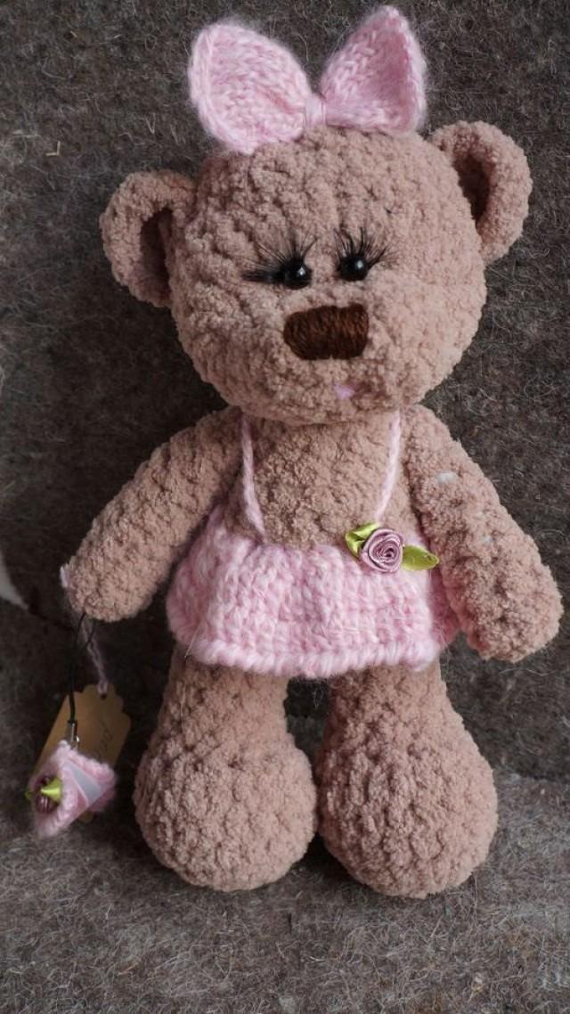 small brown stuffed bear