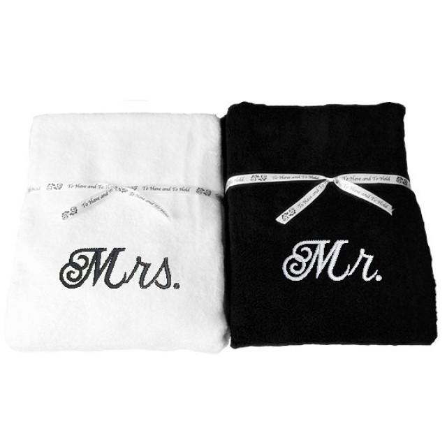 Mr. Mrs. Towel Set, Bride And Groom Wedding Gift Towel Set Of Two Beach