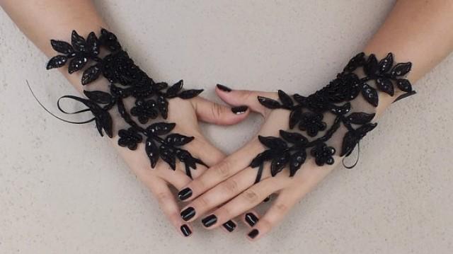 gothic lace gloves
