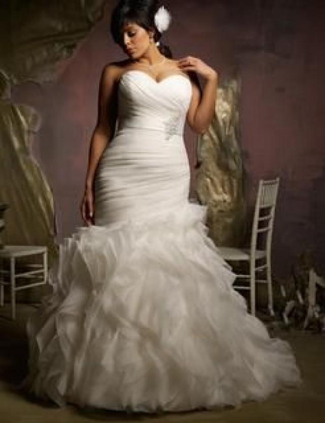 Plus Size Mermaid Style Ruched Ruffled Trumpet Wedding Dress