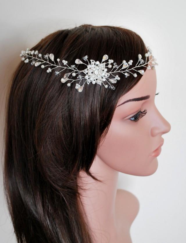 dainty bridal hair accessories