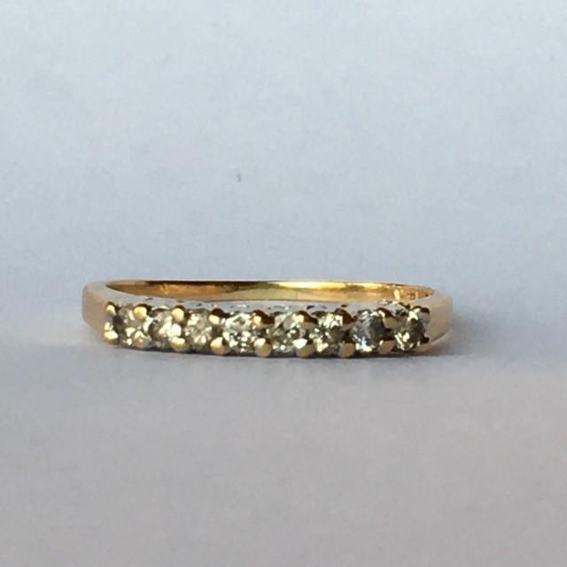 Vintage Diamond Wedding Band. 14K Yellow Gold. April Birthstone. 10th
