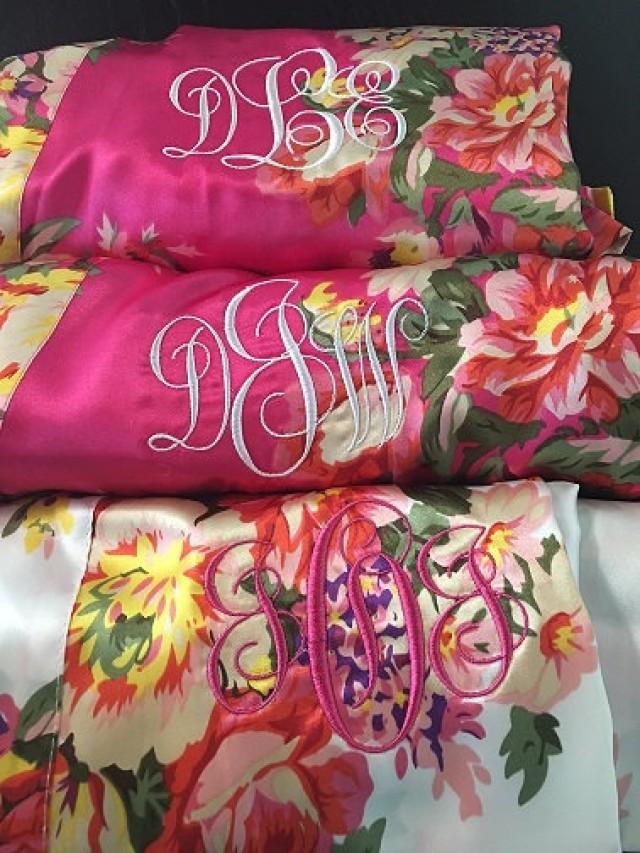 Personalized Bride Robe, Monogrammed Spa Robe, Bridal Party Robes