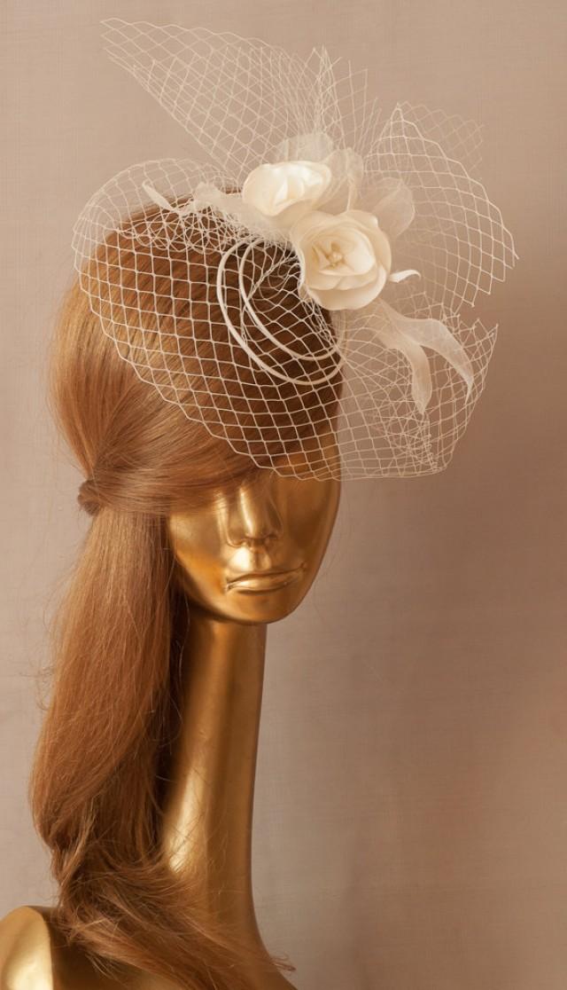 BIRDCAGE VEIL. Bridal FASCINATOR . Ivory Veil .Romantic Wedding
