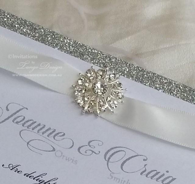 rhinestone brooches in bulk