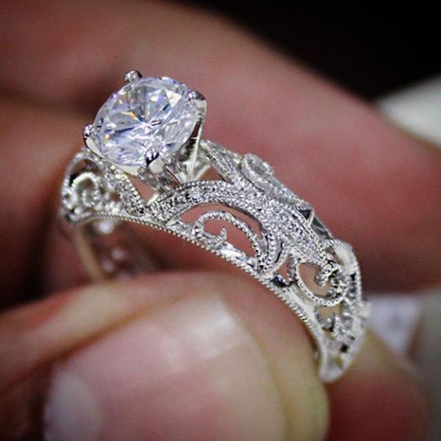 design your dream engagement ring