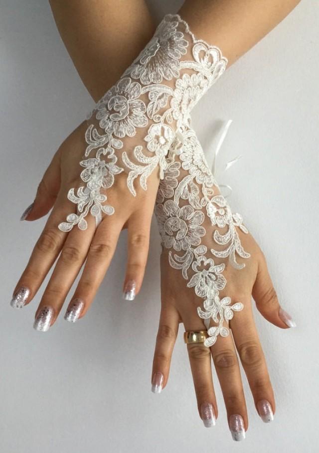 bridal gloves with ring finger opening