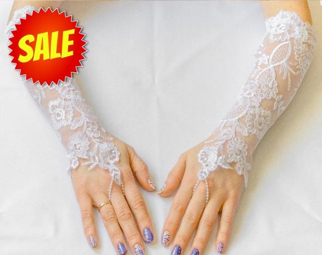 Long Lace Gloves, White Wedding Gloves, Bridal Gloves, Evening Gloves