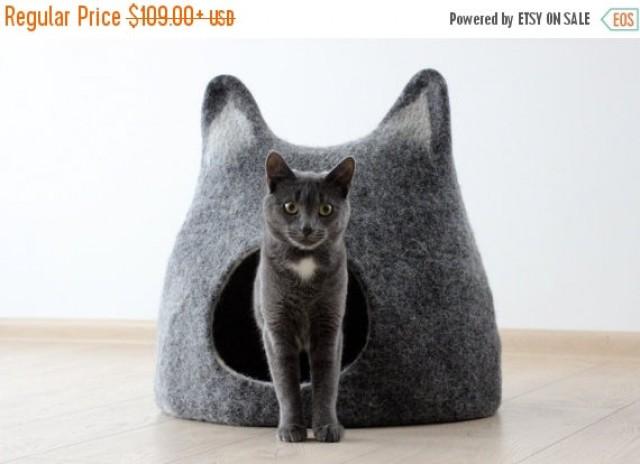 Cat Bed Cat Cave Cat House Handmade Felted Wool Cat Bed