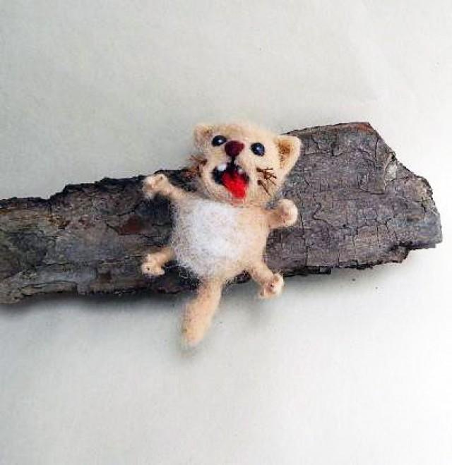Needle Felted Cat Brooch, Cat Felt Brooch, Wool Jewelry, Needle Felted