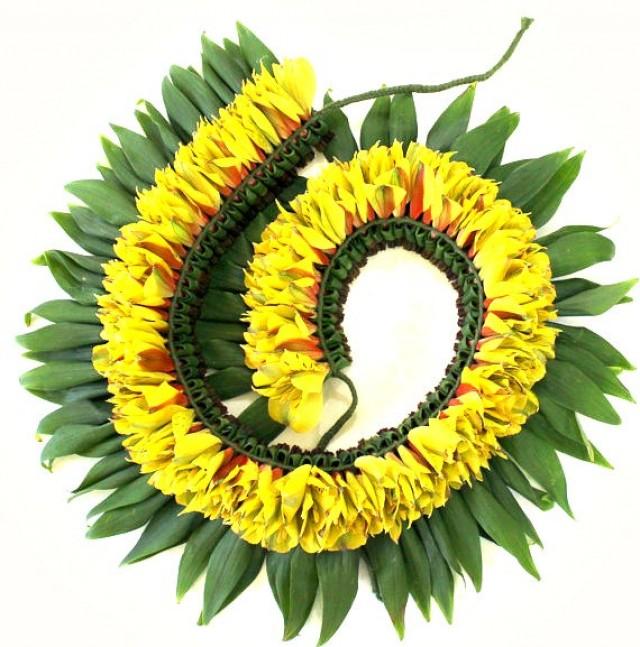 Traditional Lei Island Lei Hawaiian Lei Graduation Flowers Graduation