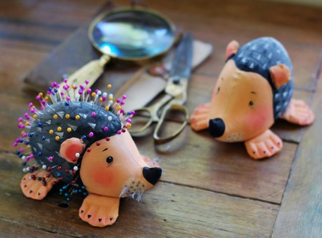 Pincushion Hedgehog Pin Cushion To Store Pins 2671688 Weddbook