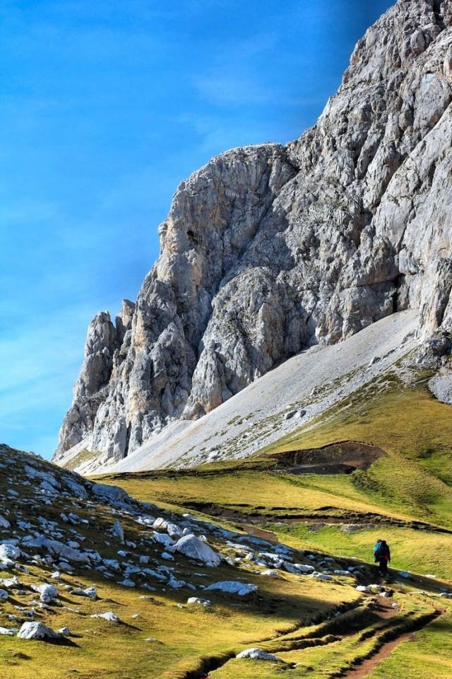 Fuente Dé, Picos De Europa, Cantabria, Spain #2686857 ...