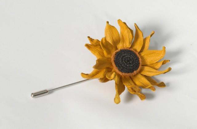 Flower Wedding  Boutonniere  Everyday Greek Yellow Sunflower Men's Lapel Pin 