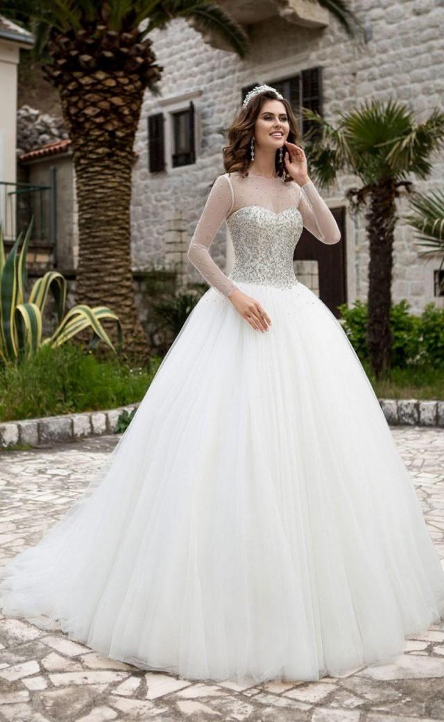 2017 New Arrival Sheer Long Sleeve A Line Wedding Dresses Luxury Beaded Pearls Tulle Wedding 7898