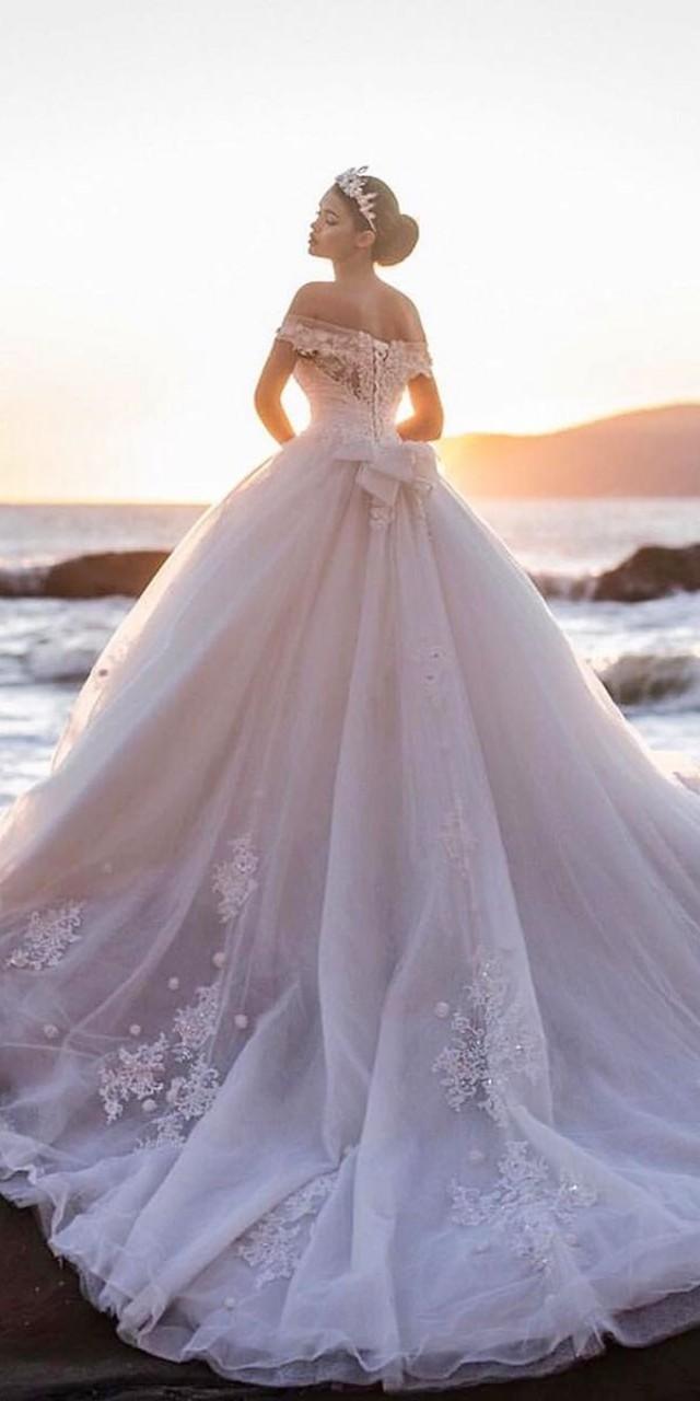 27 Ball Gown Wedding Dresses Fit For A Queen 2694892 Weddbook 5783