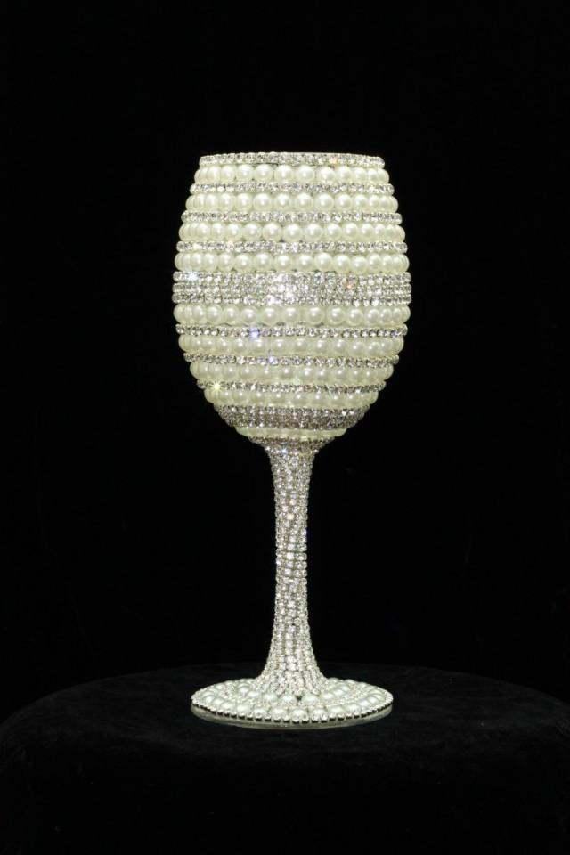 Custom Made Wine Glasses Bride Wine Glass Wedding Glasses Bridesmaid