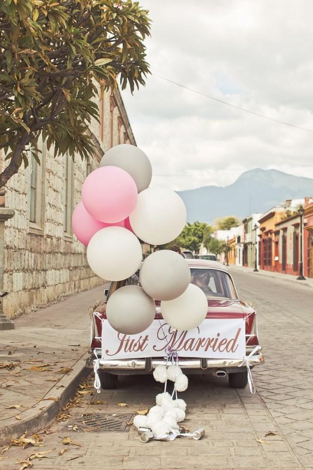 Car Getaway Wedding Car Decorations Ideas 2719110 Weddbook