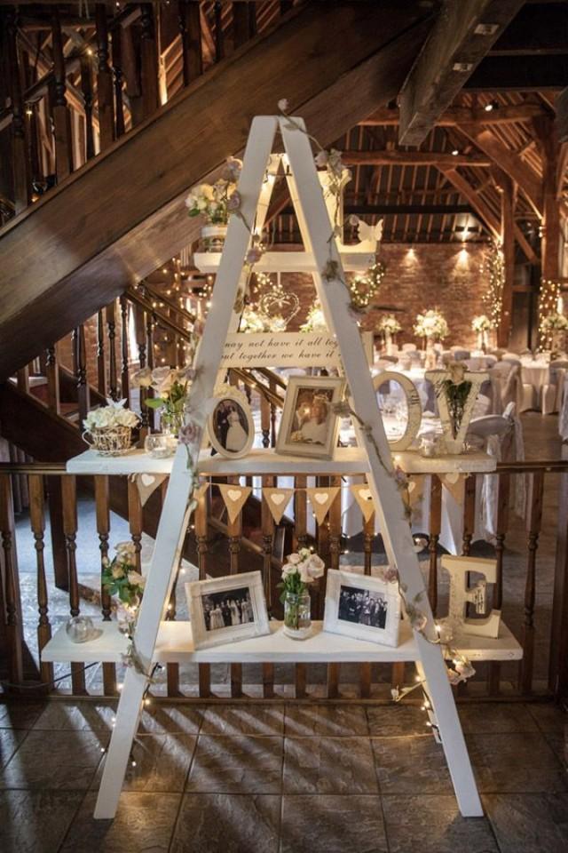 25 Perfect Wedding Decoration Ideas With Vintage Ladders 2735185