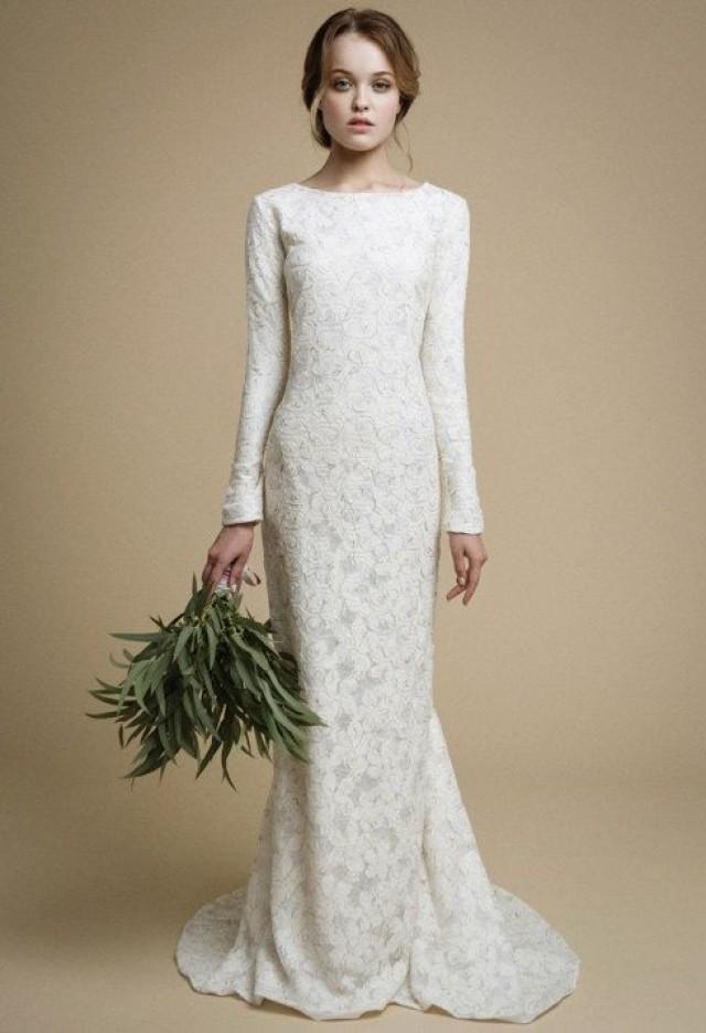 tight lace wedding dress with sleeves