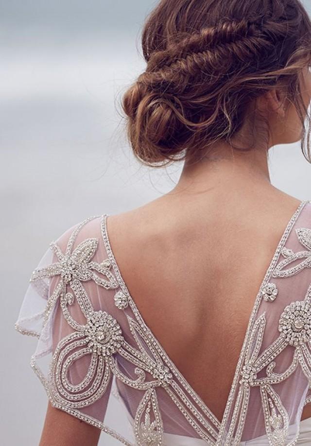 20 Gorgeous Wedding Dresses With Flutter Sleeves 2753909 Weddbook 1394