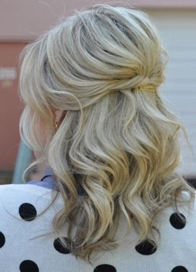 25 Gorgeous Half Up Half Down Hairstyles 2755892 Weddbook
