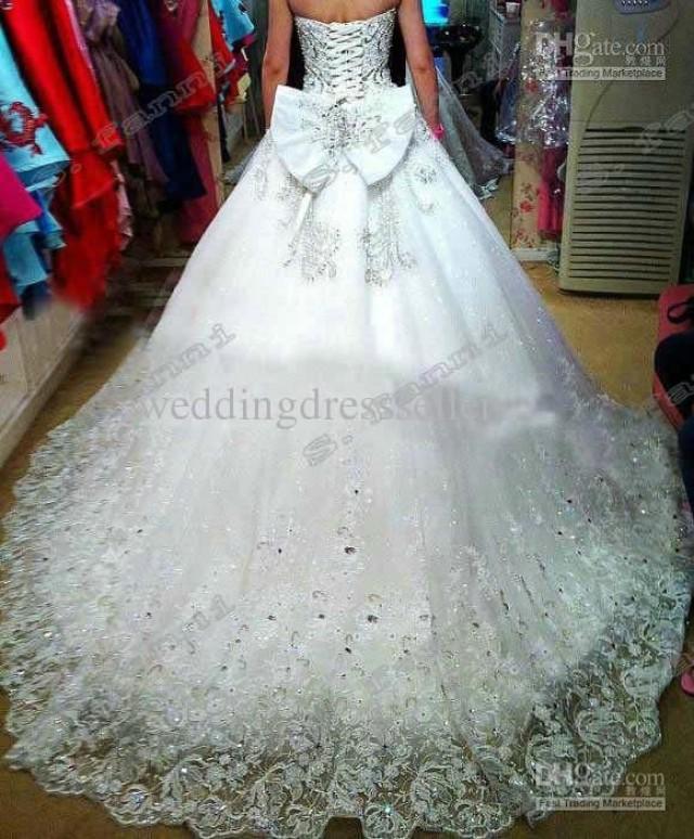 Top Seller!! 2016 Ball Gown Tulle Wedding Dress Luxury Crystals