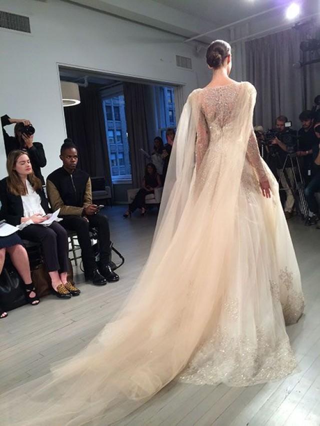 monique lhuillier elizabeth gown