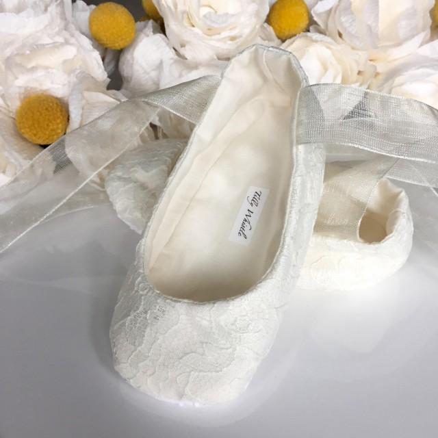 ivory lace flower girl shoes