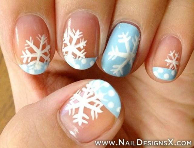 10. Sparkly Nail Art for the Holidays - wide 4