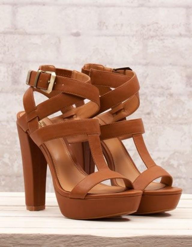 chaussures a talons ouvertes