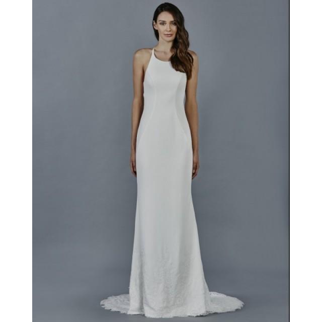Kelly Faetanini Fall Winter 2018 Aria Sweep Train Simple Ivory