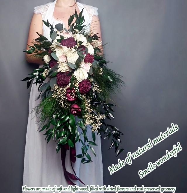 long bridal bouquet
