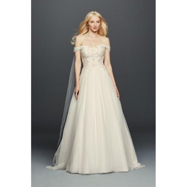 Style Cwg729 By Oleg Cassini At David S Bridal Chapel Length