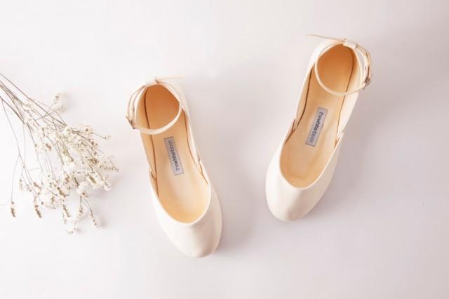 ivory leather ballet flats