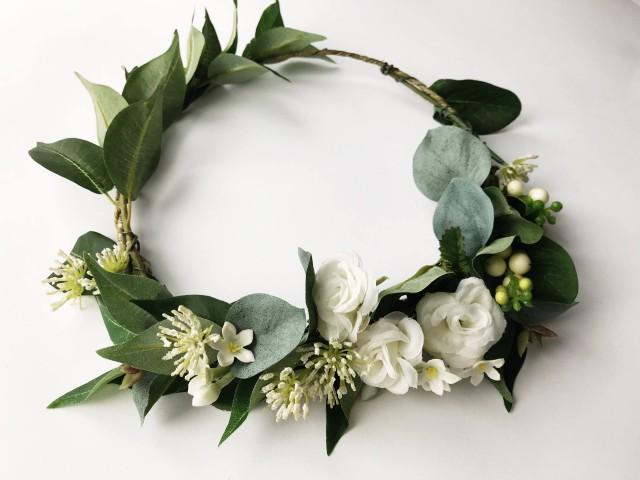 simple white flower crown