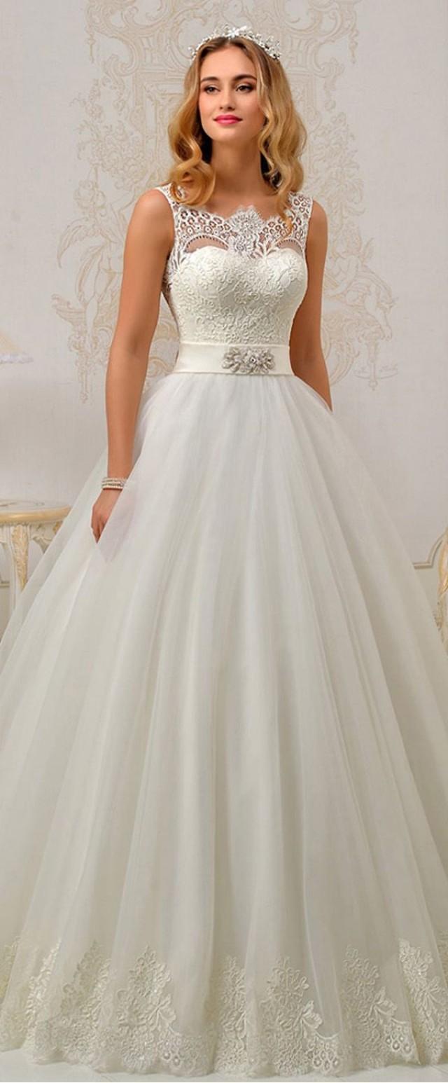 Fantastic Tulle And Satin Bateau Neckline A Line Wedding Dresses With Lace Appliques 2848320 