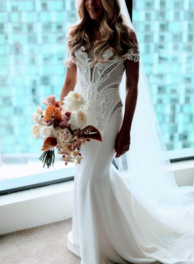 dress-leah-da-gloria-custom-made-wedding-dress-2870065-weddbook