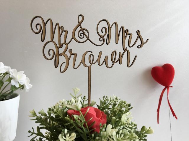 RUSTIC WOODEN HEARTS BRIDE GROOM MR MRS TABLE DECORATION WEDDING PERSONALISED
